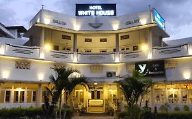 Hotel White House Dehradun 2*