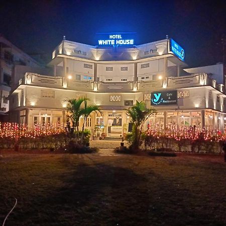 Hotel White House Dehradun Exterior photo