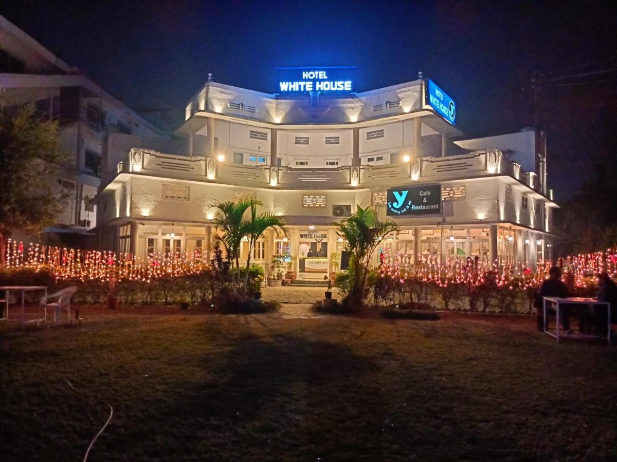 Hotel White House Dehradun Exterior photo